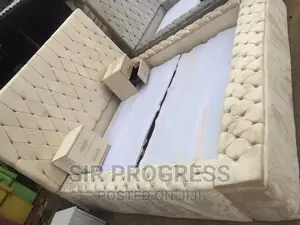 Fantastic Padded Bedframe Design