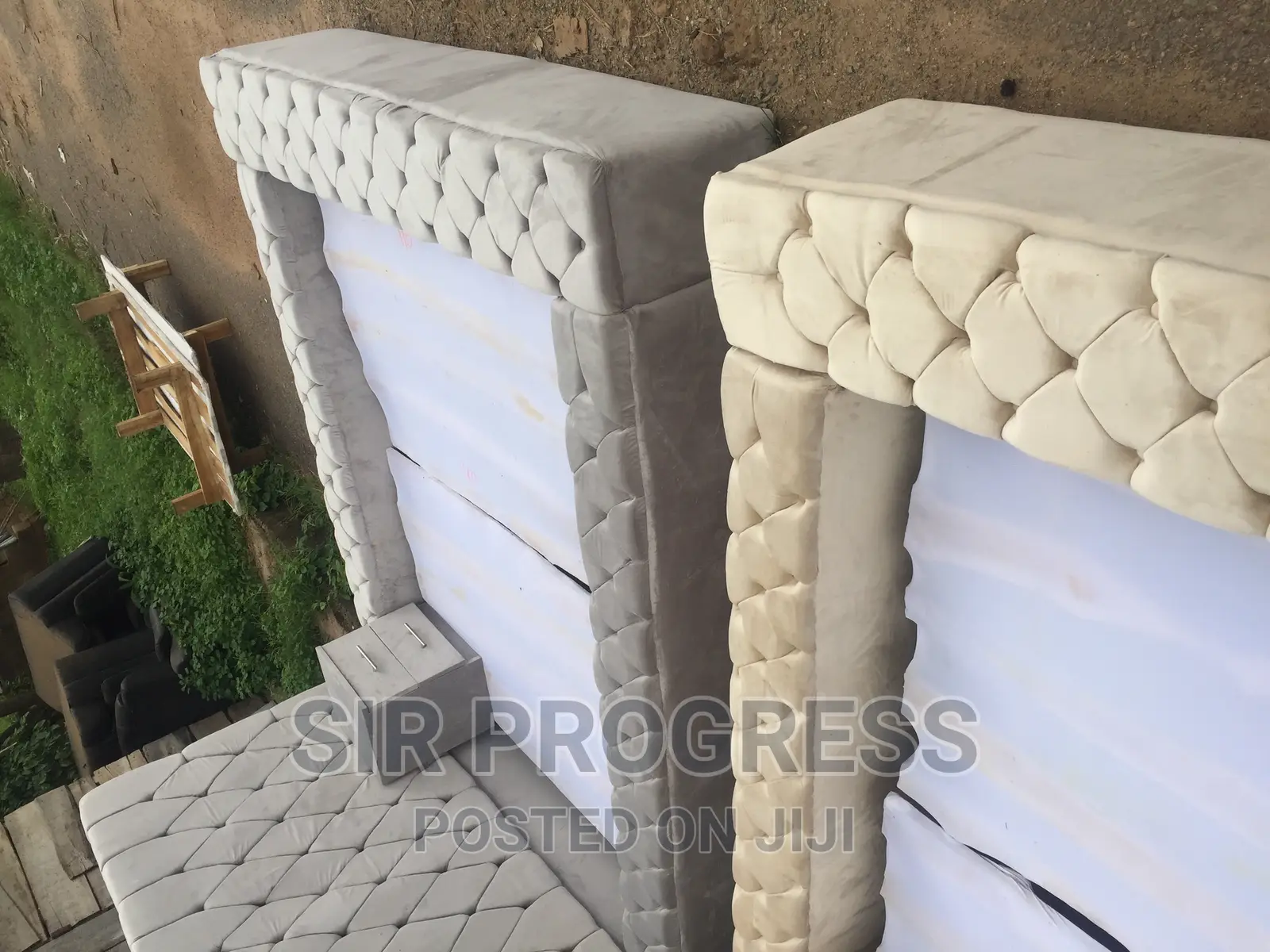 Fantastic Padded Bedframe Design