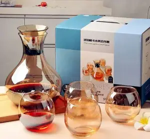 Stylish Cocktail Glasses With Big Server