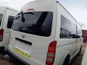 Toyota HiAce 2020 White