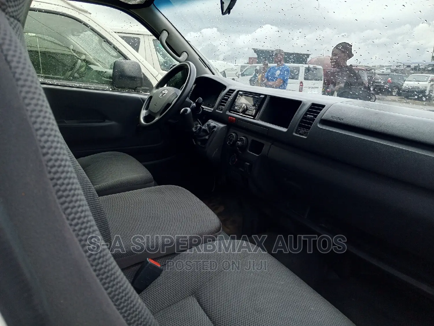 Toyota HiAce 2020 White