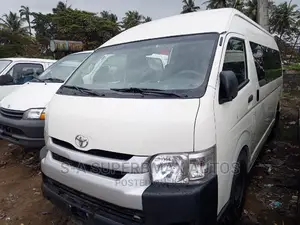 Toyota HiAce 2020 White