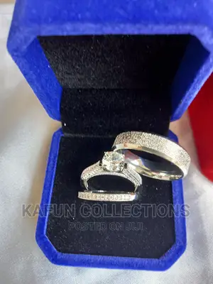 High Quality Couple's Ring Set