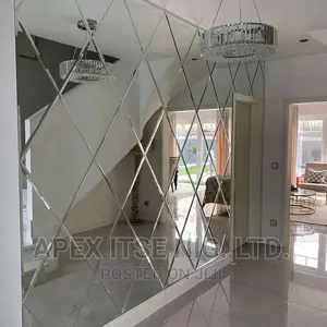 Bevelled Mirror Laced