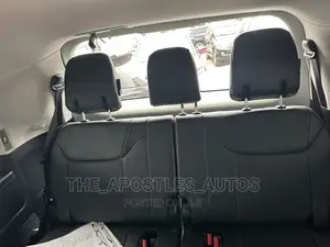 Lexus LX 570 AWD 2017 Gold