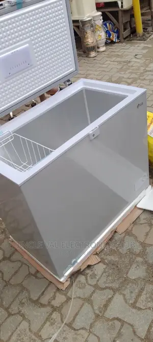 Original Lg Chest Freezer 190l