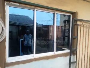 Three Panels Sliding Window With Back Net.