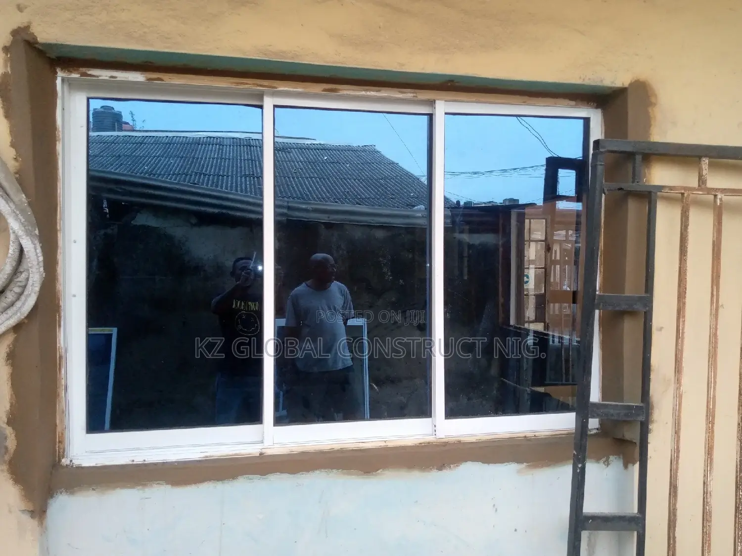 Three Panels Sliding Window With Back Net.