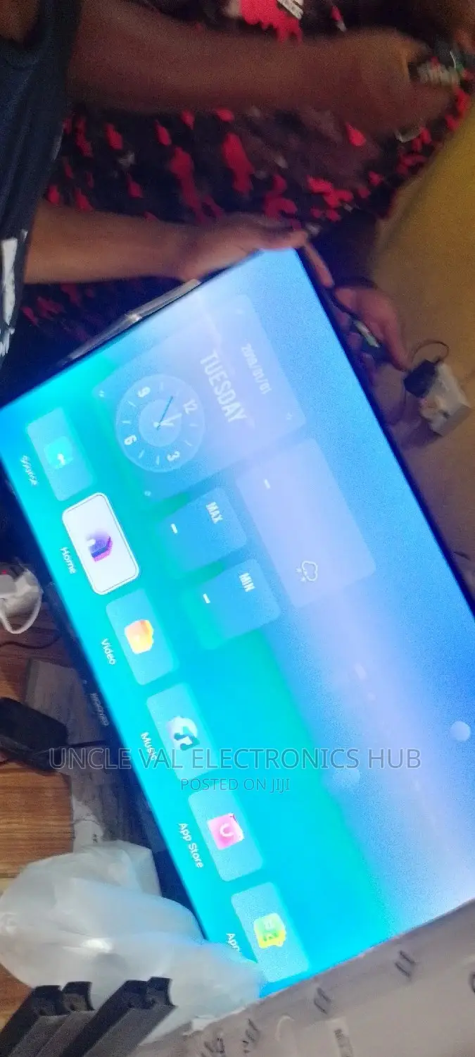 Mooved 32" Smart Led Tv