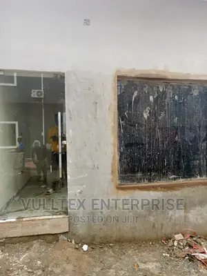 Tempered Glass Door