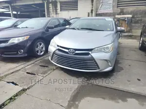 Toyota Camry 2015 Silver