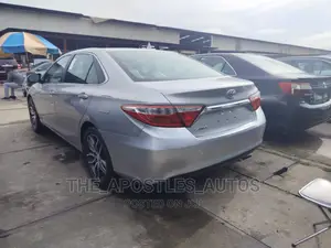 Toyota Camry 2015 Silver