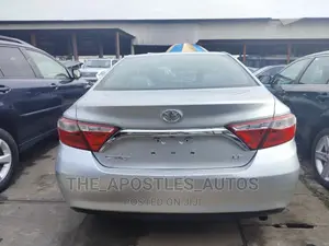 Toyota Camry 2015 Silver