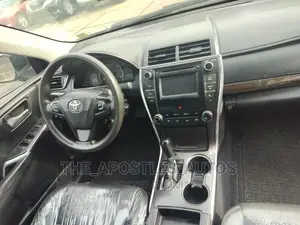 Toyota Camry 2015 Silver