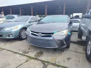 Toyota Camry 2015 Gray