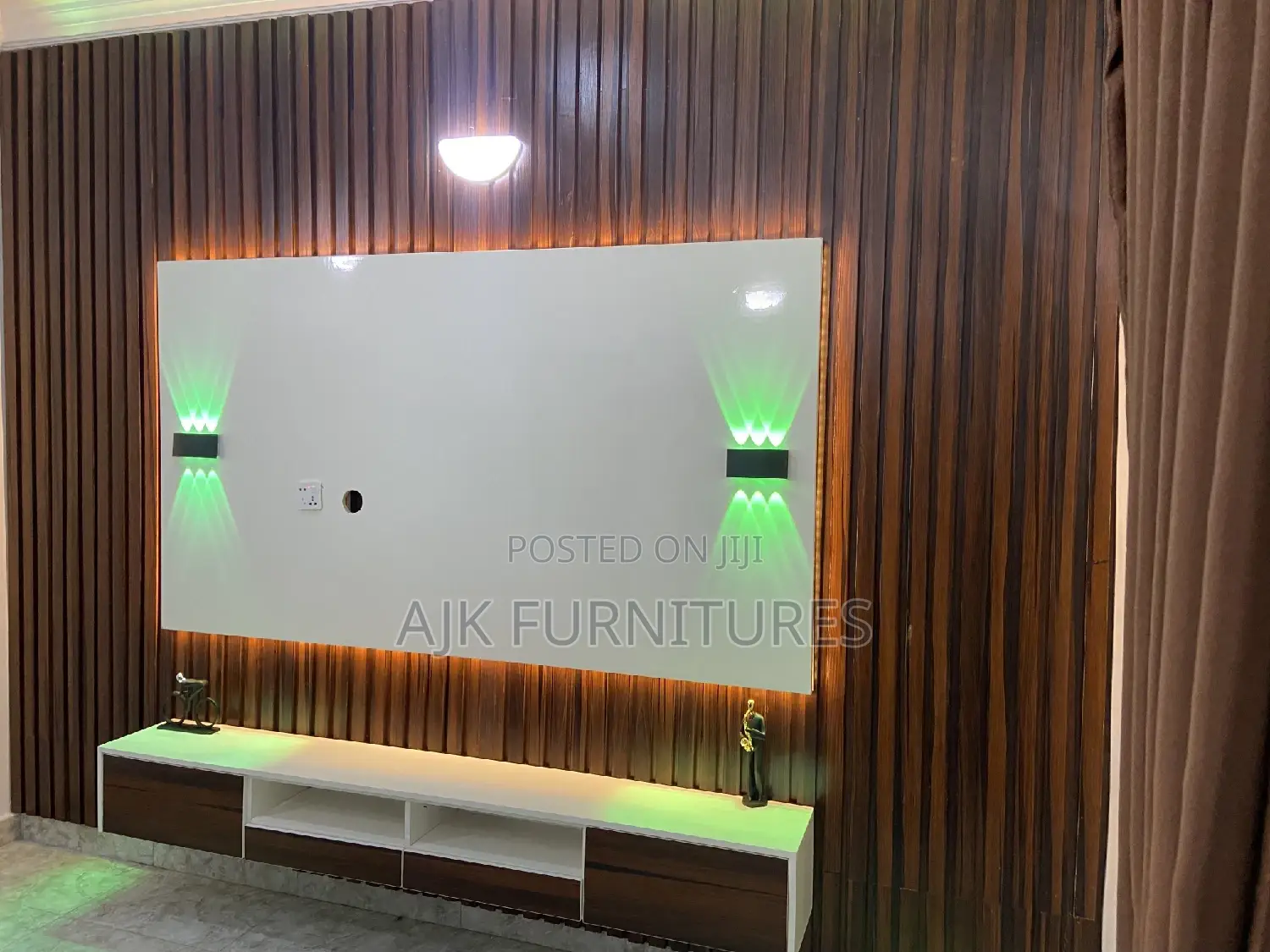 Exquisite Television Unit