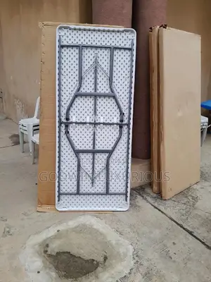 Long 6 Feet Table
