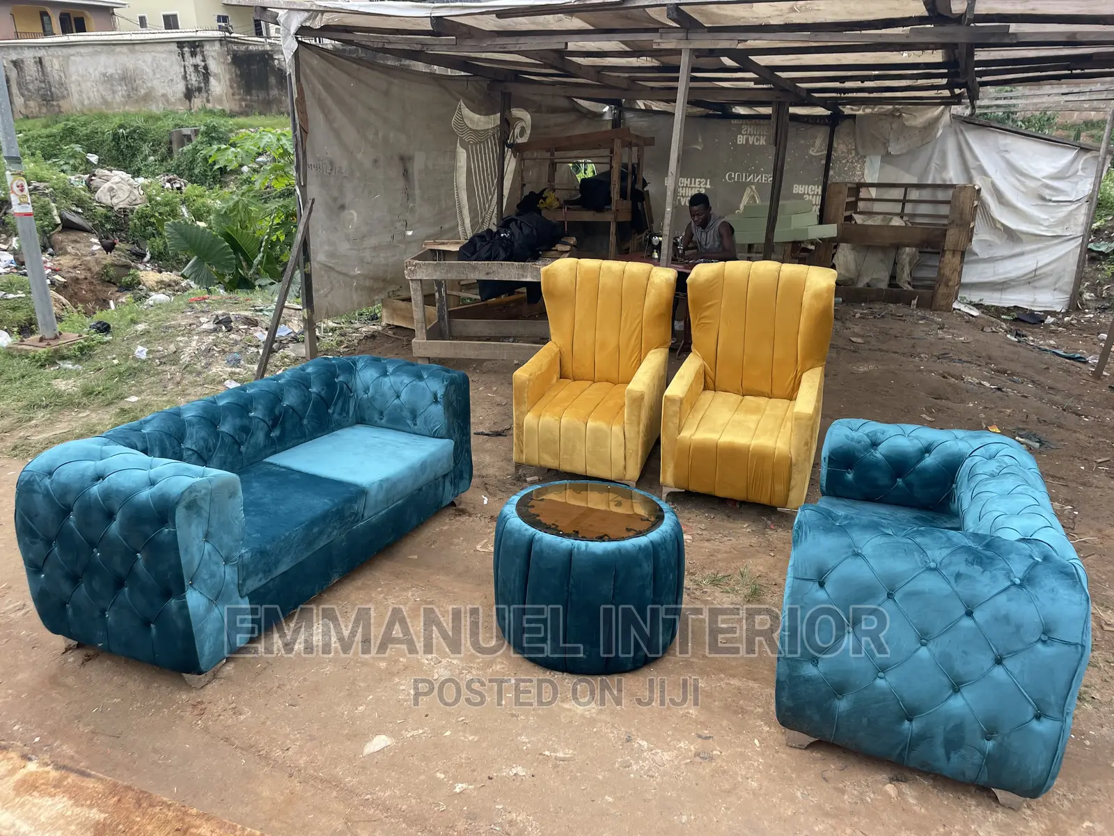 A Standard 7 Seater Sofa With Center Table