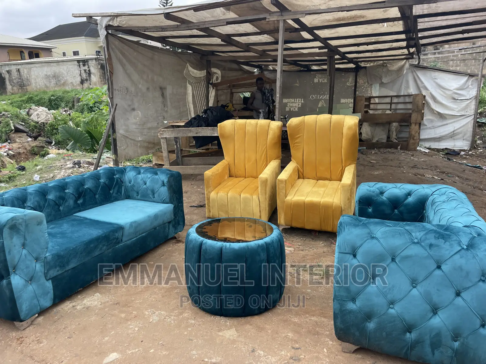 A Standard 7 Seater Sofa With Center Table