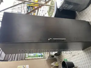 Single Door Wardrobe