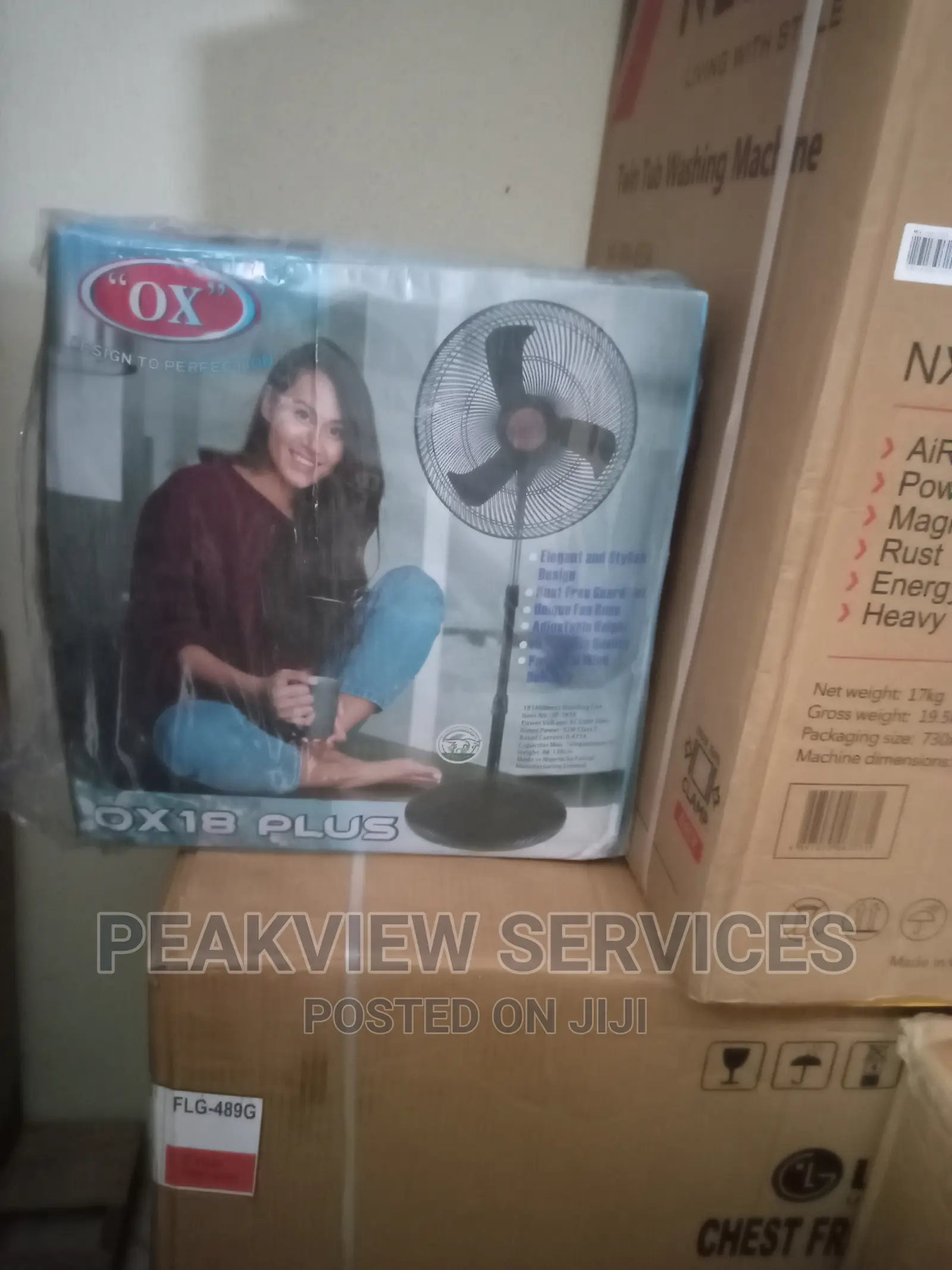 Unique 18''inches OX PLUS Non Rechargable Standing Fan