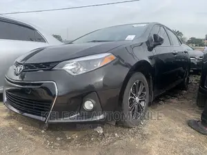 Toyota Corolla 2016 Black
