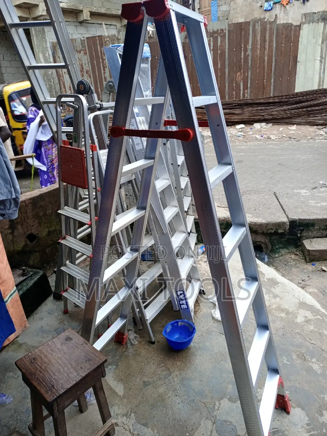 7 Step Aluminium Ladder