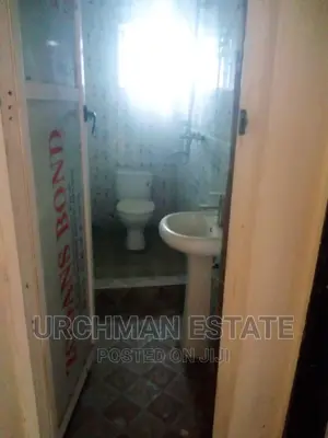 Furnished 3bdrm Apartment in Newsite Off Navy, Satellite Town for rent