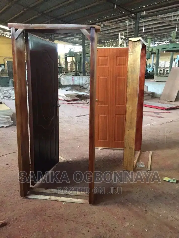 Saco Doors