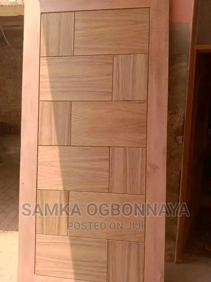 Saco Doors