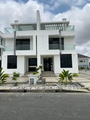 Furnished 5bdrm Duplex in Ikate Lekki Private for sale