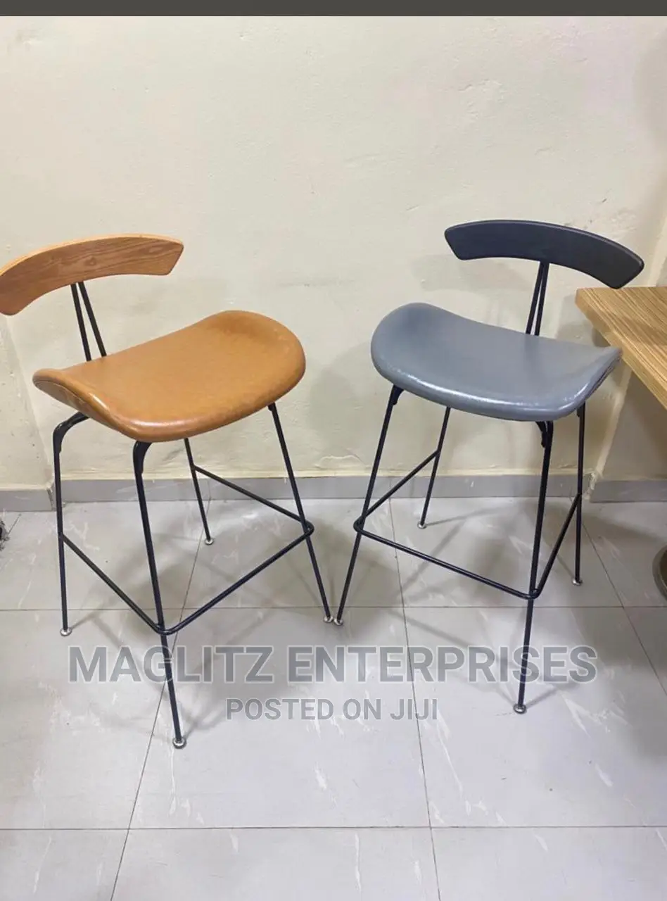 Quality Chair With Iron Leg