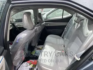 Toyota Corolla 2016 Gray