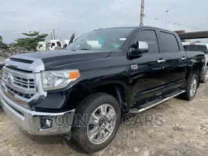 Toyota Tundra 2018 Black