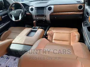 Toyota Tundra 2018 Black