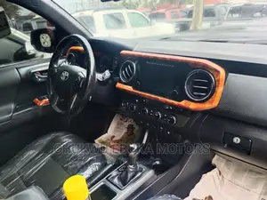 Toyota Tacoma TRD Off Road 2017 Black
