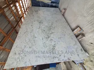 Indian High Quality Colonial White and Gold Granite Slab