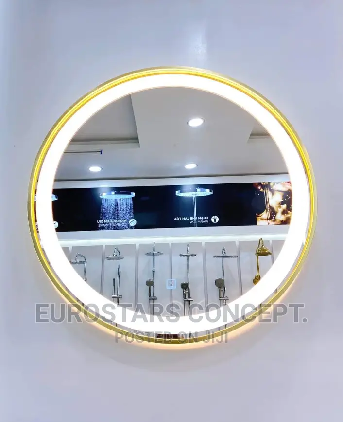 Round Gold Frame Mirror With Lights