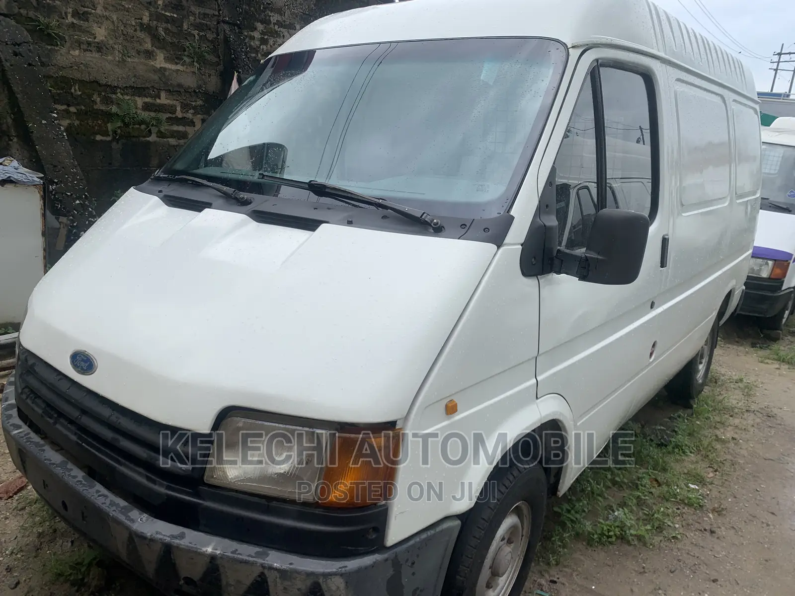 Ford Transit 2000 White