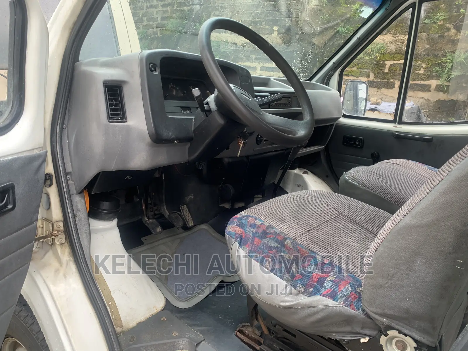 Ford Transit 2000 White