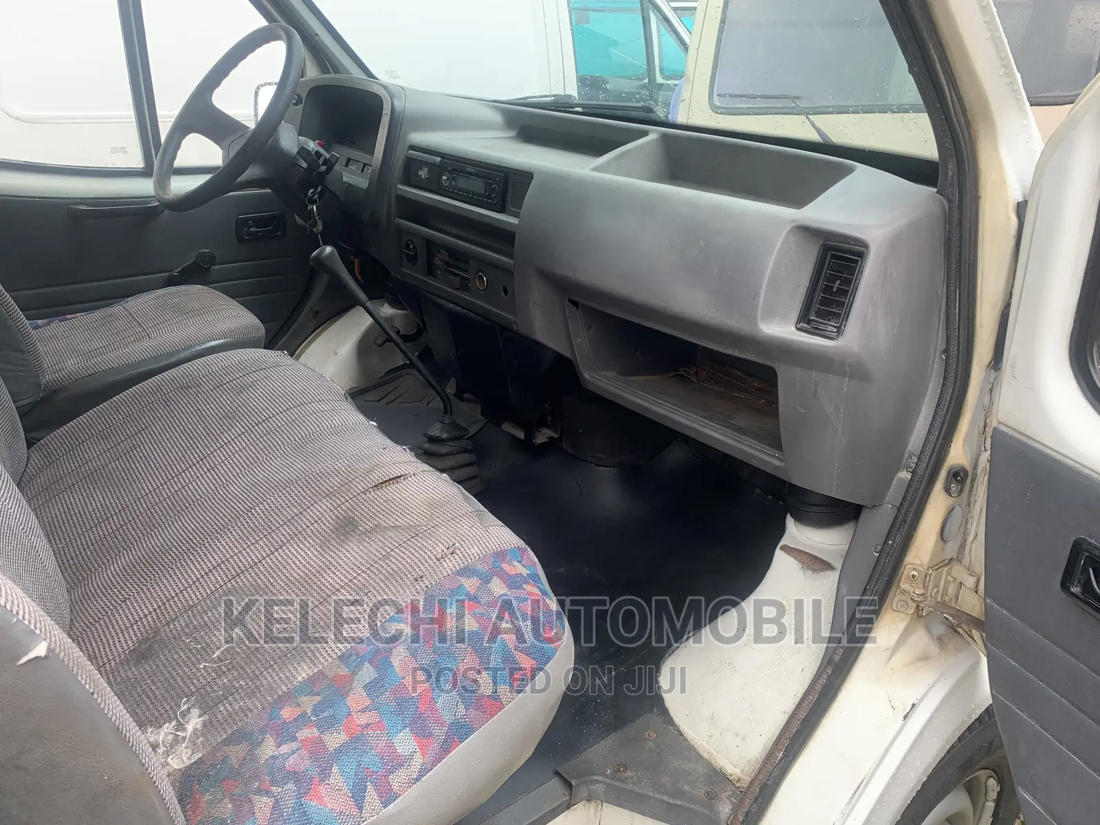 Ford Transit 2000 White