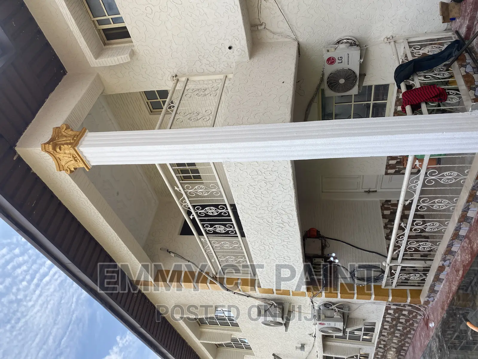 Gravitex Painting