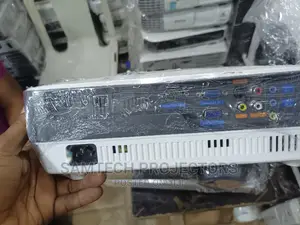 Benq Multimedia Projector