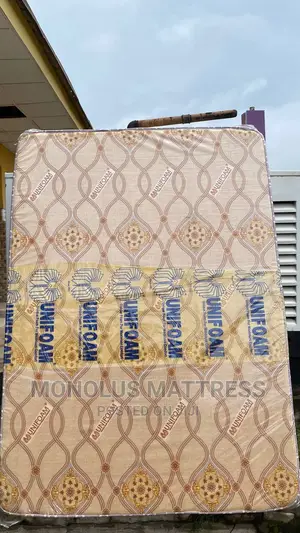 4.5 by 6 by 20 Inches Unifoam Onyx Quality Mattress