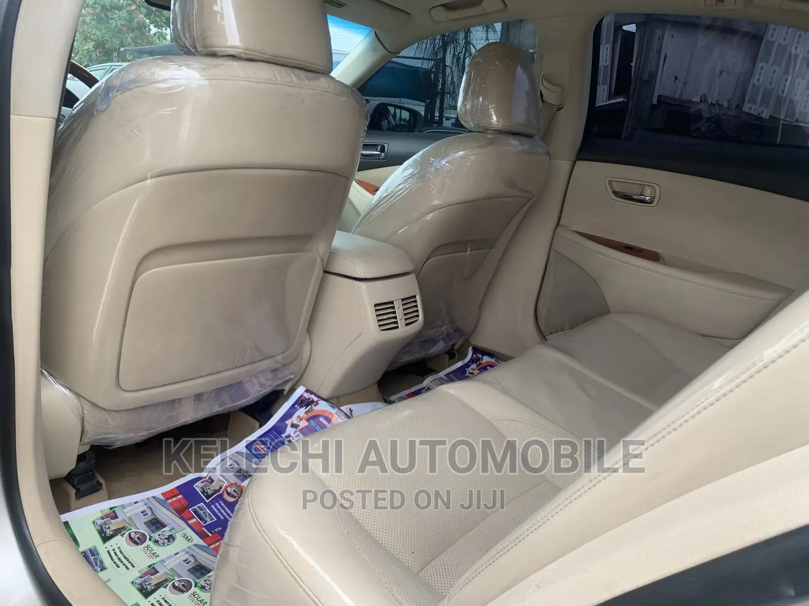 Lexus ES 350 2010 Gold
