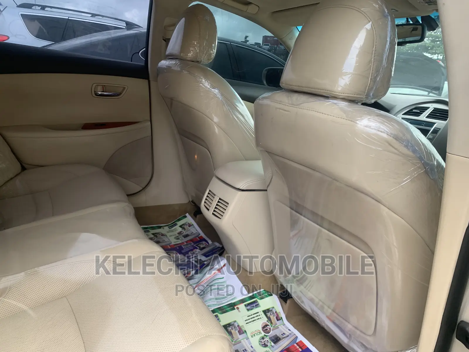 Lexus ES 350 2010 Gold