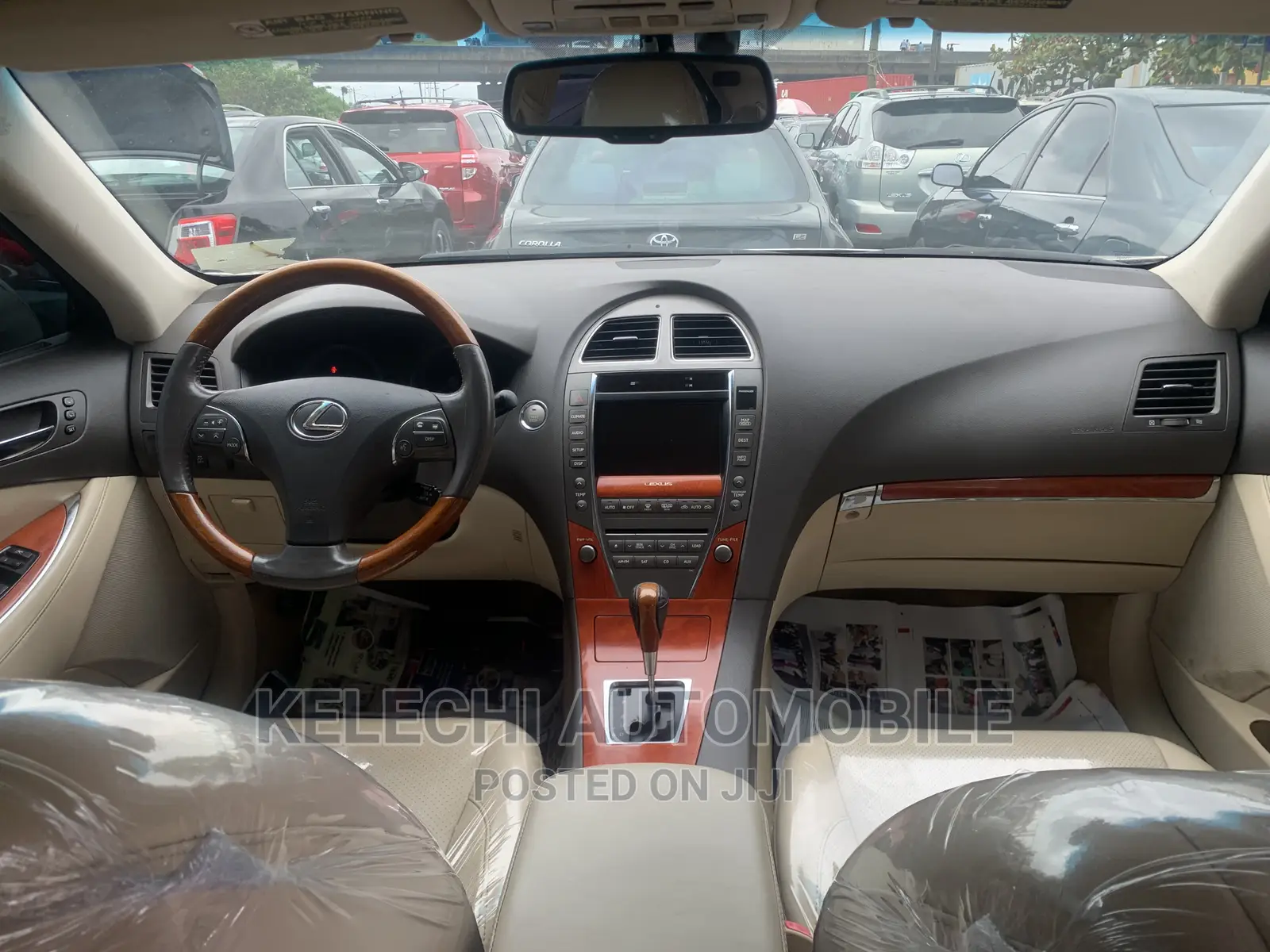 Lexus ES 350 2010 Gold