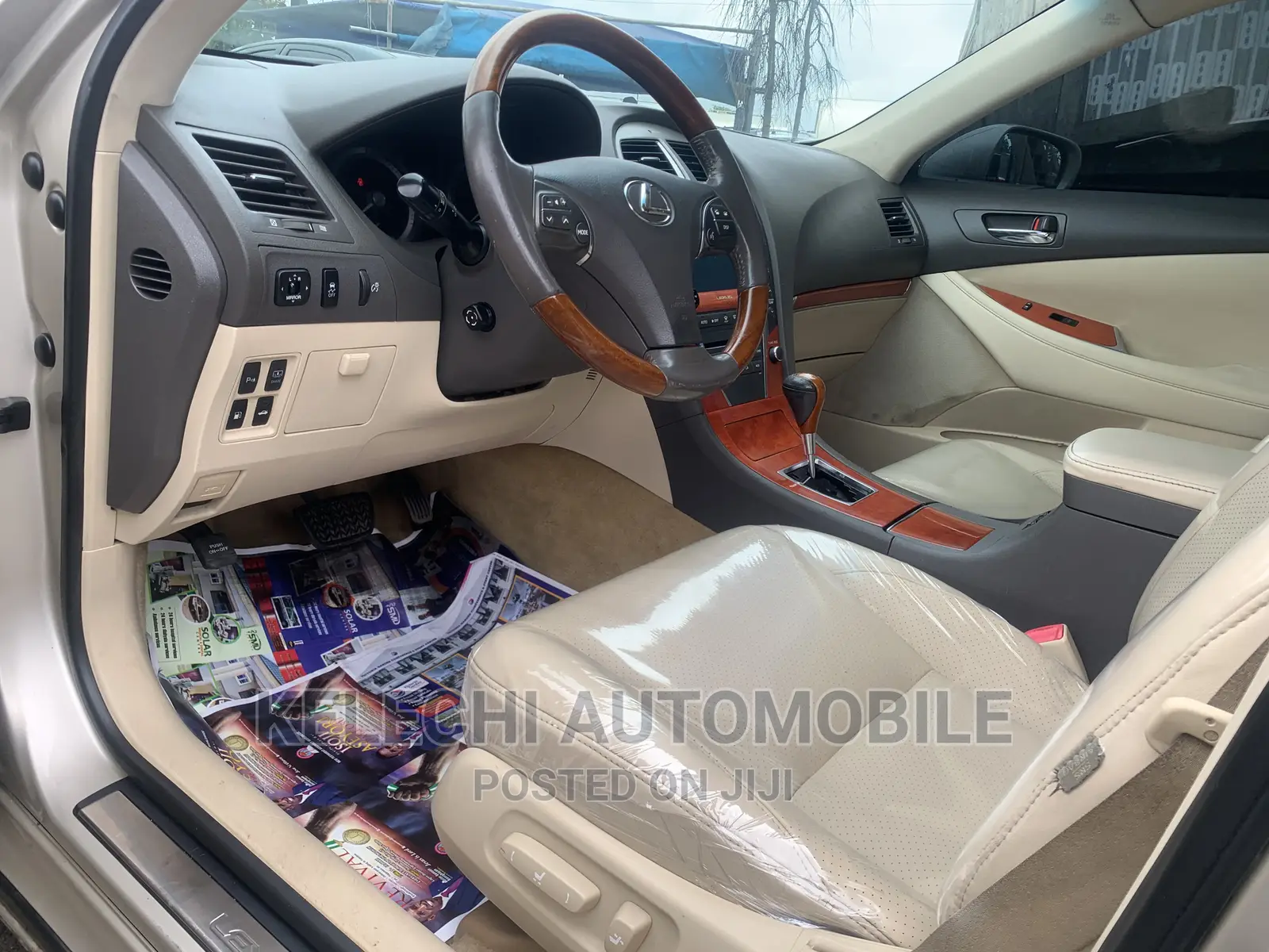 Lexus ES 350 2010 Gold