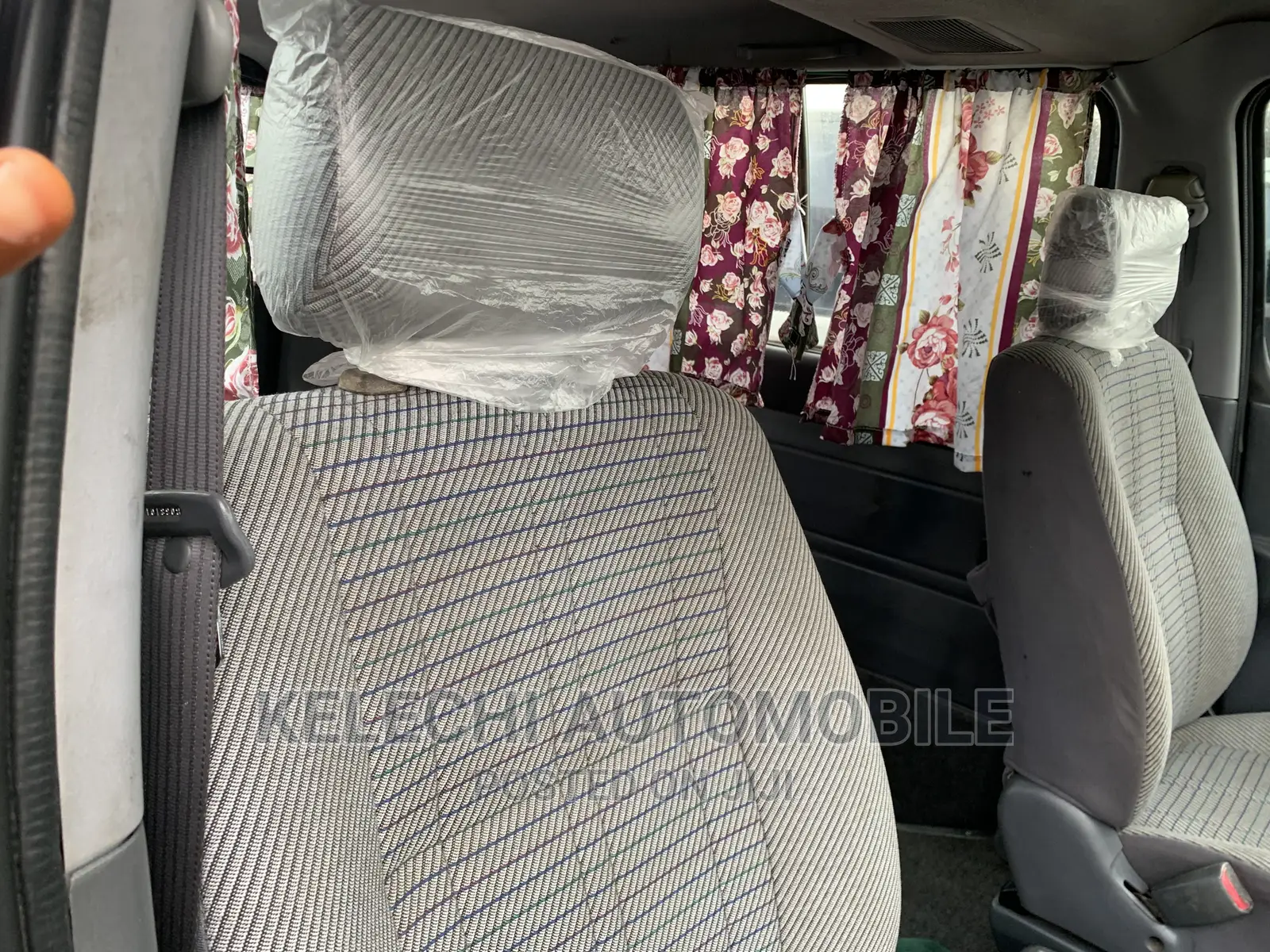 Toyota HiAce 2005