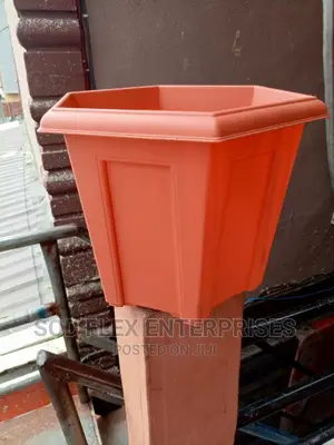 Large Plastic Pot